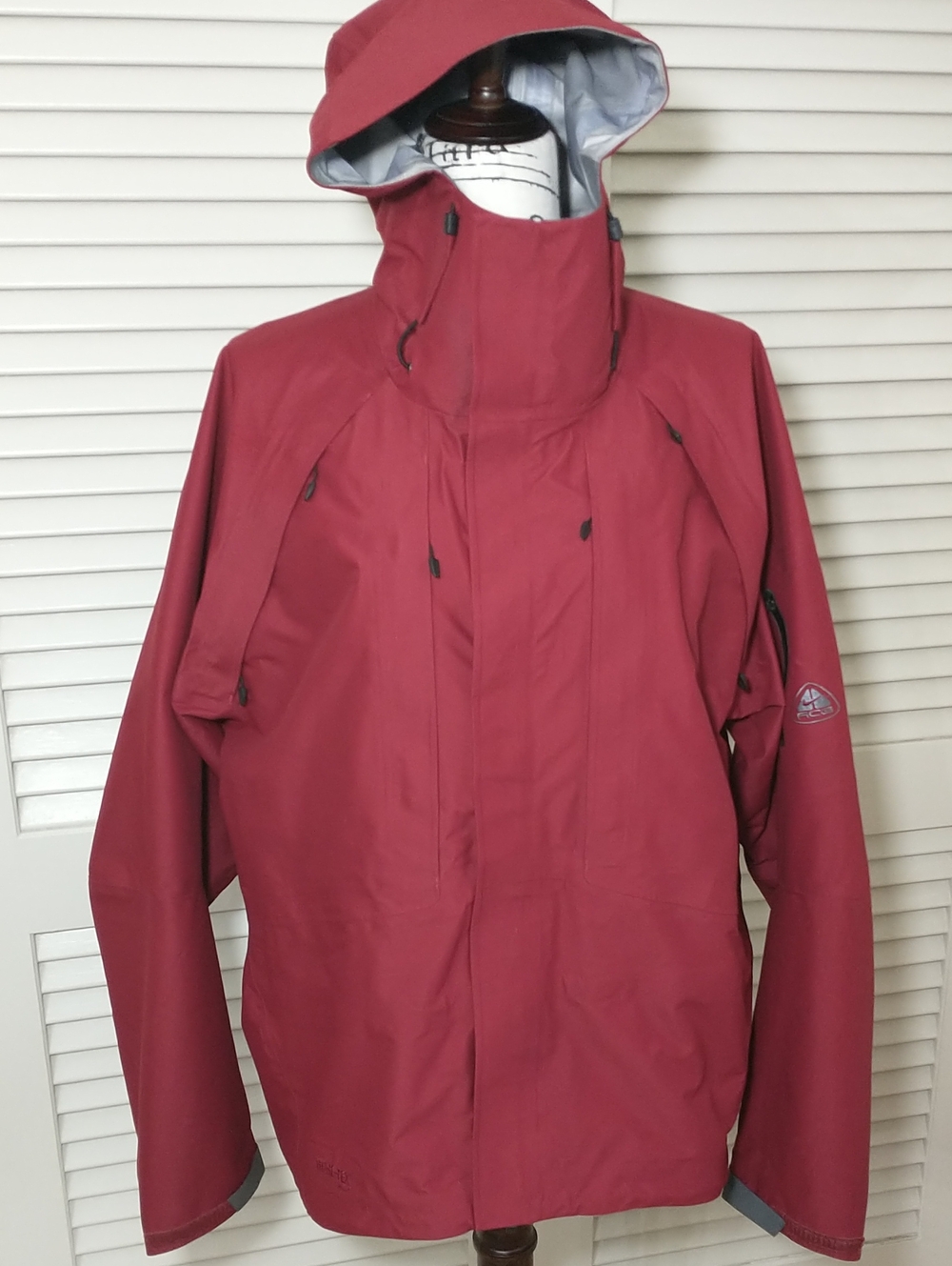 Vintage Nike ACG GORE TEX Shell, Size L, Dark Red, Seams Sealed, Winter, Snow